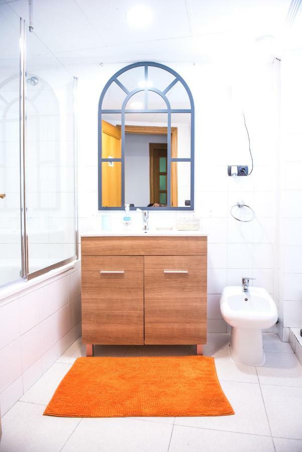 Catedral Apartment Valence Extérieur photo